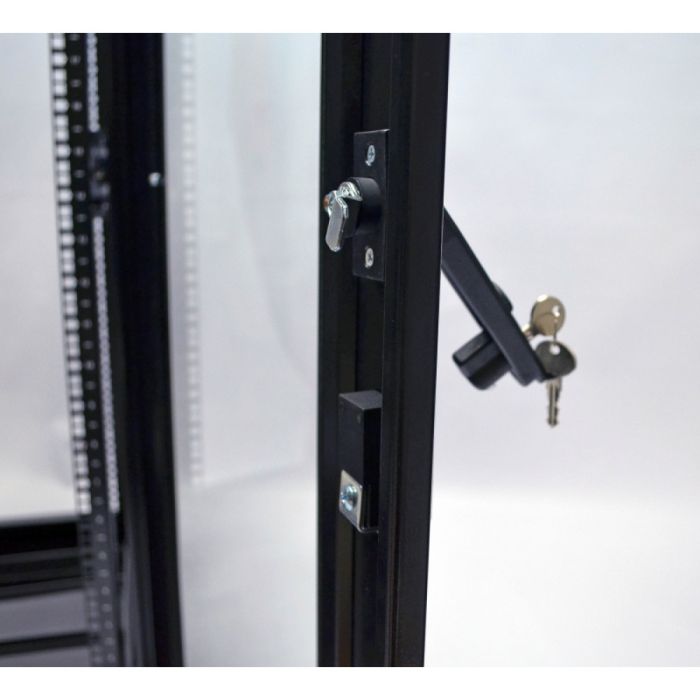 Шафа серверна CMS 28U 610 х 675 UA-MGSE2866MB посилена для мережевого обладнання