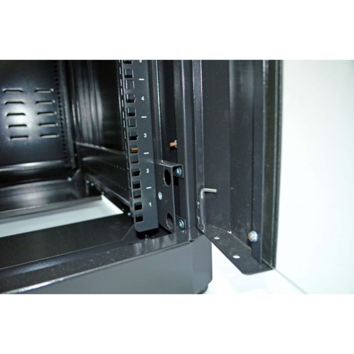 Шафа серверна CMS 28U 610 х 865 UA-MGSE2868MB посилена для мережевого обладнання