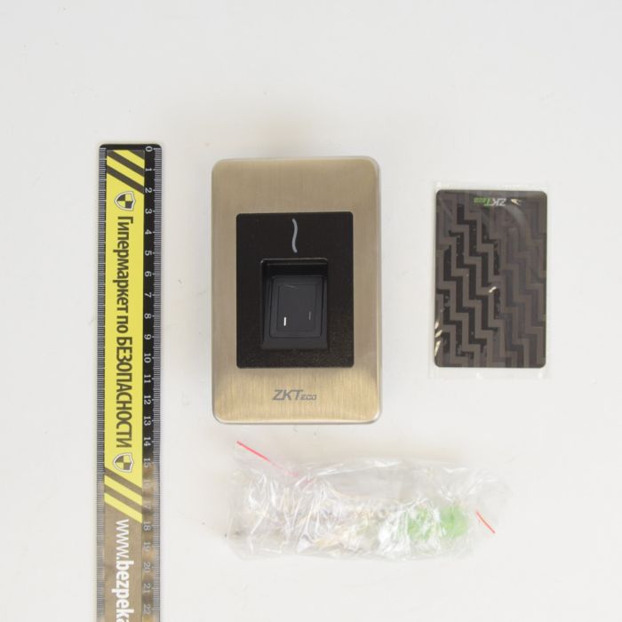 Біометричний зчитувач відбитків пальців вологозахищений ZKTeco FR1500(MF)-WP SILK ID врізний