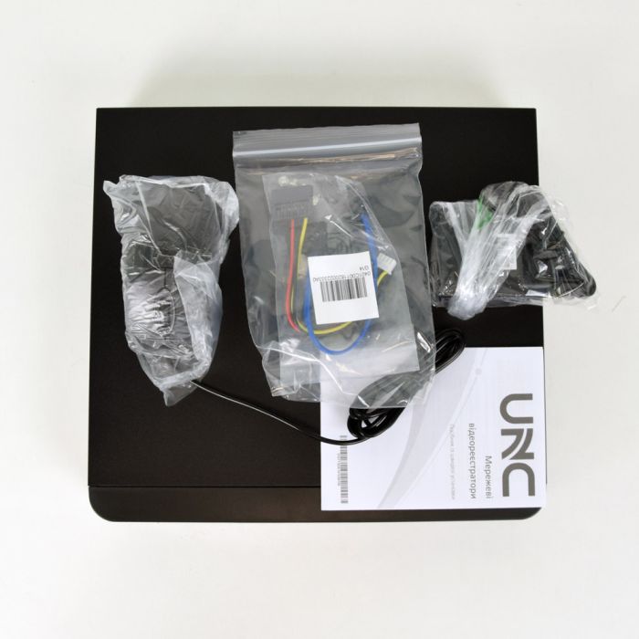 Відеореєстратор UNC UNICAM XVR3104 U 4-х канальний