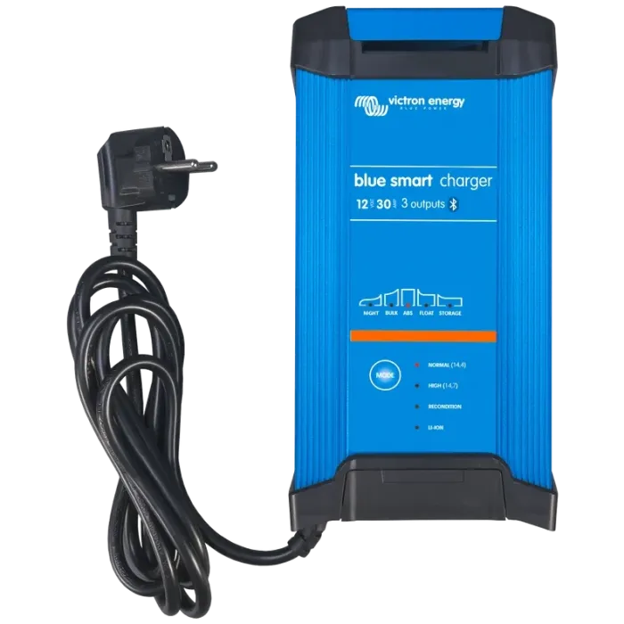 Victron Energy Blue Smart IP22 Charger 12/30(3) Зарядна станція