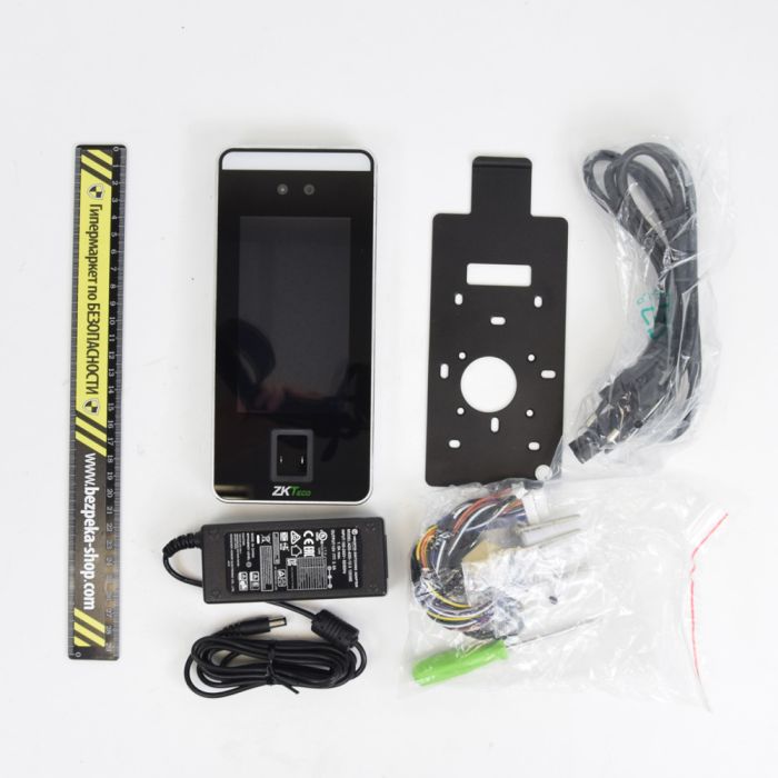 Біометричний термінал розпізнавання облич зі зчитувачем карт EM-Marine з Wi-Fi та функцією домофонії ZSmart ZKTeco SpeedFace-V5L