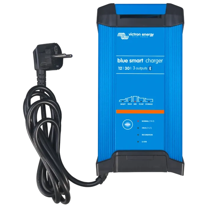 Victron Energy Blue Smart IP22 Charger 12/30(1) 230V CEE 7/7 Зарядний пристрій для акумуляторів